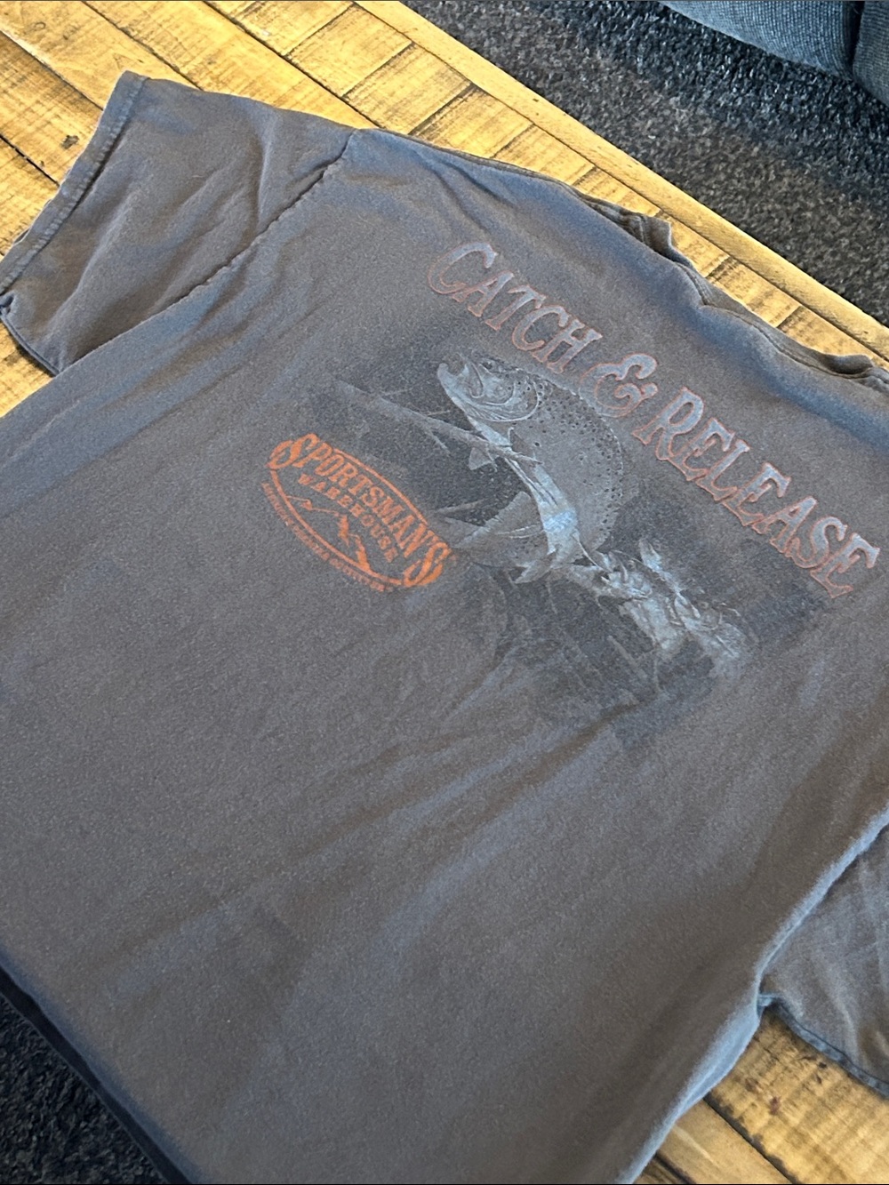 Men's Sportsman’s Warehouse Catch & Release Dark Gray Short Sleeve T-Shirt